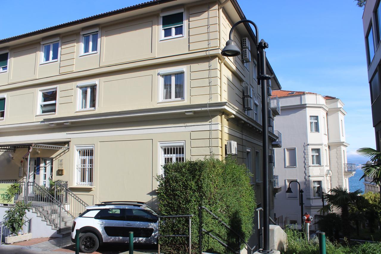 Apartments And Rooms Liburnija Opatija Exterior photo