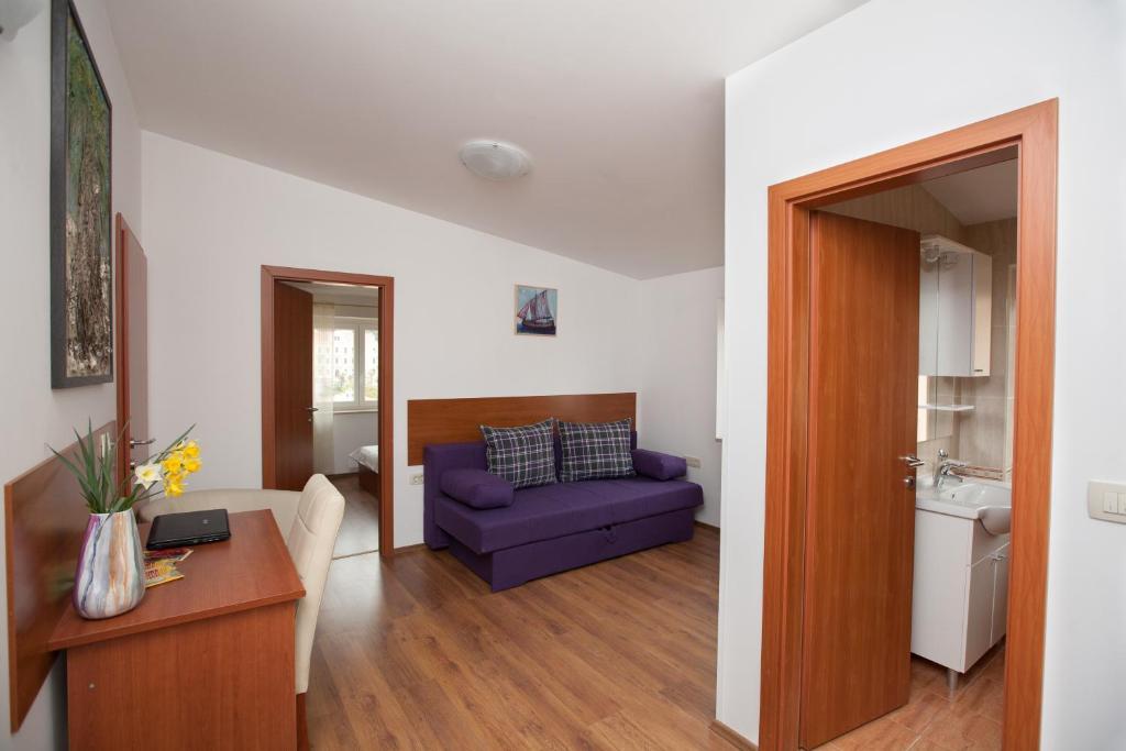 Apartments And Rooms Liburnija Opatija Room photo